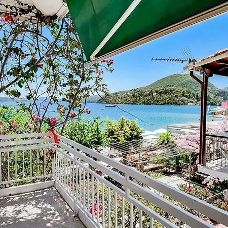 Avli * Nydri (Lefkada)