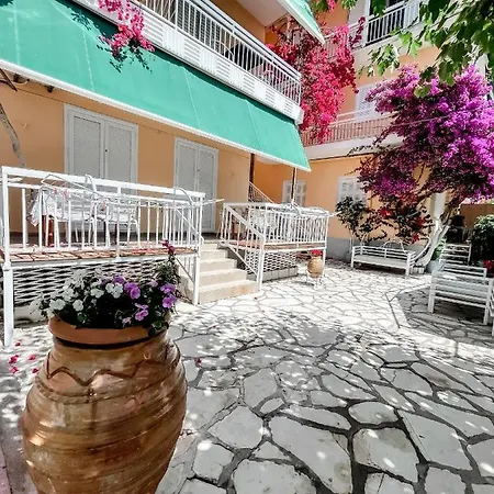 Avli Hotel Nydri (Lefkada)