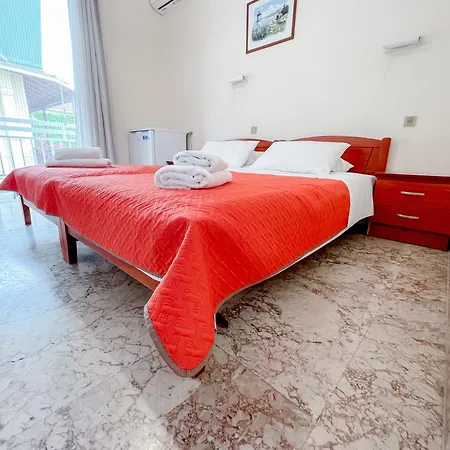 호텔 Avli 니드리