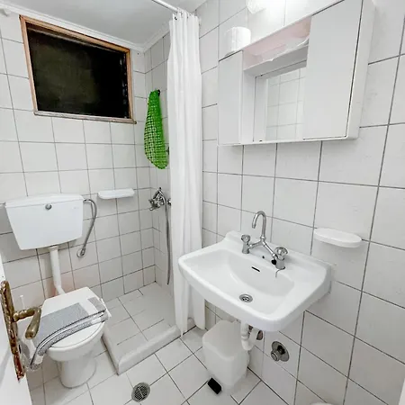 호텔 Avli 니드리