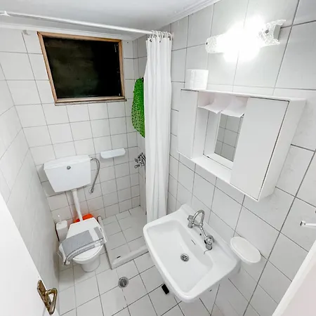 Avli 호텔 니드리